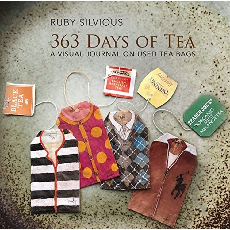 363 Days of Tea: A Visual Journal on Used Tea Bags - Книга на английски език